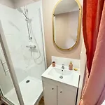 Hotel Au Coeur Du Quartier Historique - Maison Alternativi