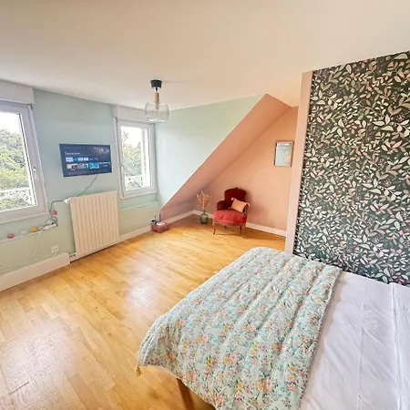 Hotel Au Coeur Du Quartier Historique - Maison Alternativi *