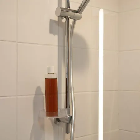 Hotel Au Coeur Du Quartier Historique - Maison Alternativi *