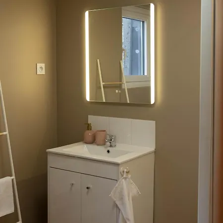 Hotel Au Coeur Du Quartier Historique - Maison Alternativi Caen