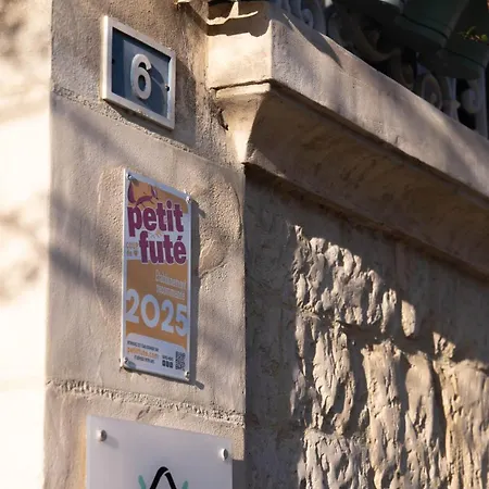 Au Coeur Du Quartier Historique - Maison Alternativi Hotel *