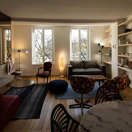 Au Coeur Du Quartier Historique - Maison Alternativi Hotel