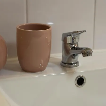 Au Coeur Du Quartier Historique - Maison Alternativi