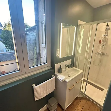 Hotel Au Coeur Du Quartier Historique - Maison Alternativi *