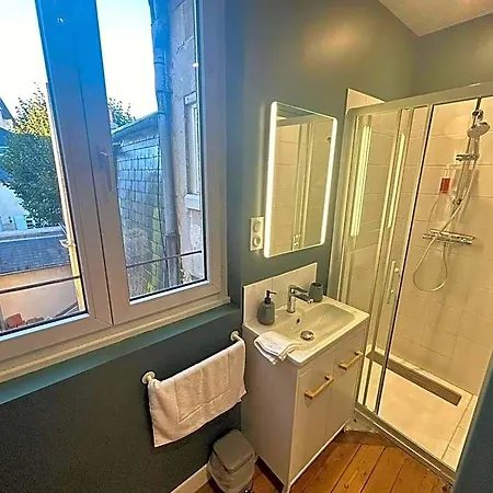 Hotel Au Coeur Du Quartier Historique - Maison Alternativi *