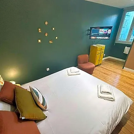 Hotel Au Coeur Du Quartier Historique - Maison Alternativi Caen