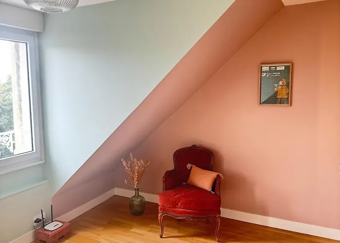 Hotel Au Coeur Du Quartier Historique - Maison Alternativi