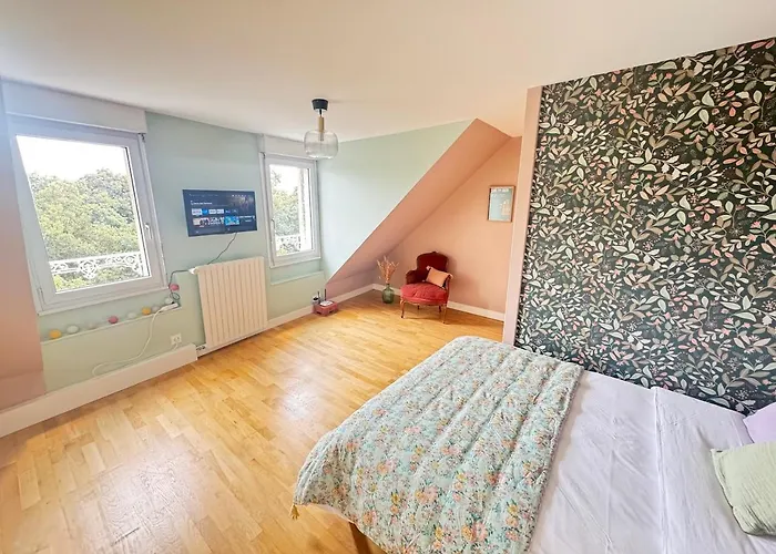 Otel Au Coeur Du Quartier Historique - Maison Alternativi *