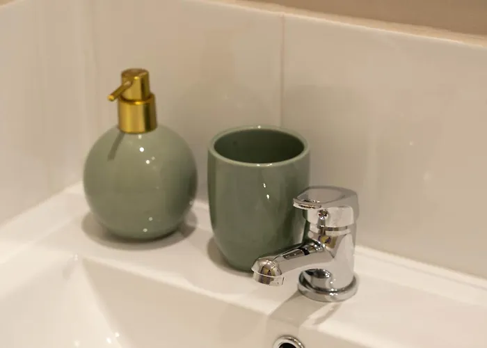 Otel Au Coeur Du Quartier Historique - Maison Alternativi *