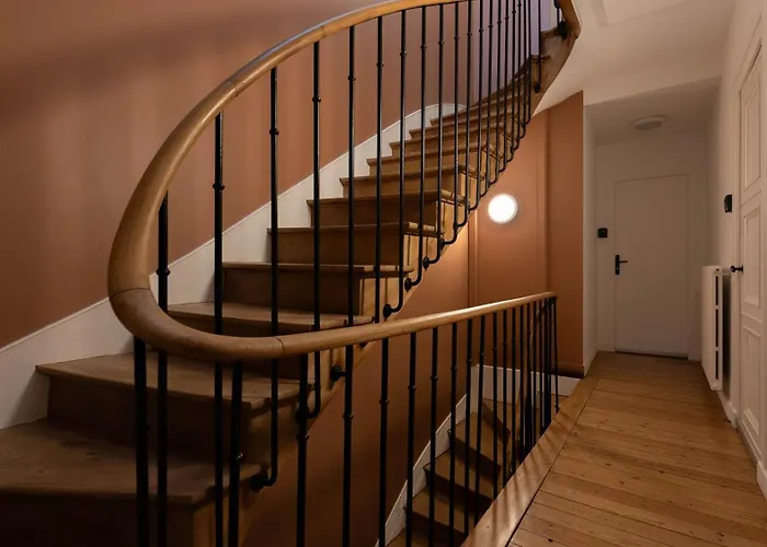 Au Coeur Du Quartier Historique - Maison Alternativi Hotel