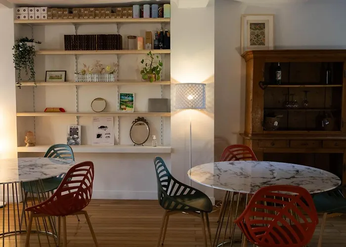 Hotel Au Coeur Du Quartier Historique - Maison Alternativi Caen