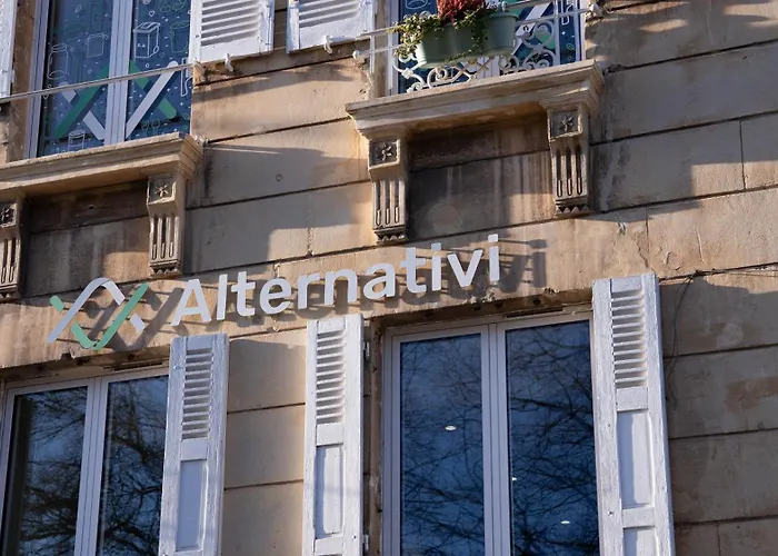 Au Coeur Du Quartier Historique - Maison Alternativi *