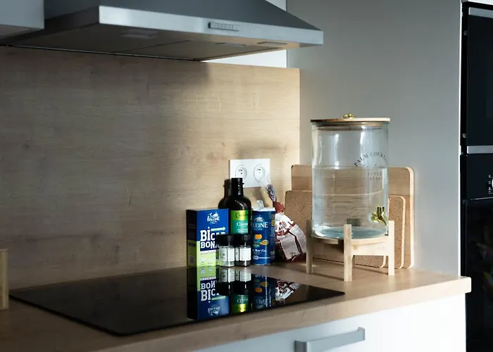 Au Coeur Du Quartier Historique - Maison Alternativi *