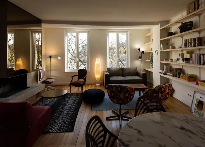 Au Coeur Du Quartier Historique - Maison Alternativi Hotel